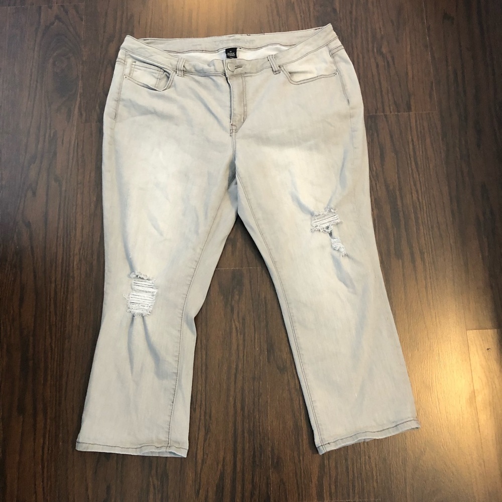 Lane Bryant jeans denim capris distressed size 20